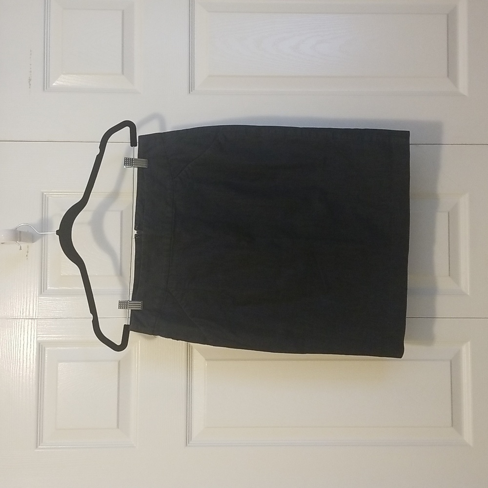Ann Taylor Denim skirt - Size 6